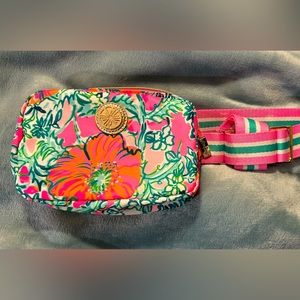 NWOT Lilly Pulitzer Jeanie Belt Bag in Soleil Pink 2023 Spring Collection